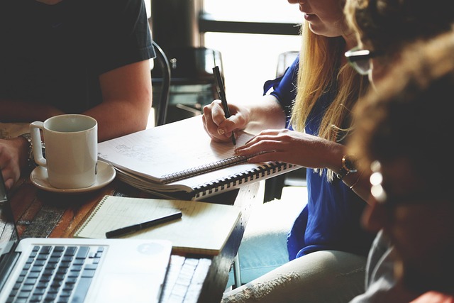 startupstockphotos startup 594090 640